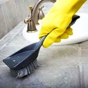 Как вывести грибок в ванной комнате: объявляем войну вредоносной плесени