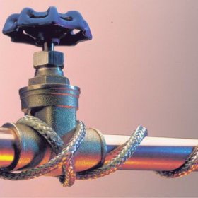 Саморегулирующийся греющий кабель для водопровода: обзор монтажной технологии
