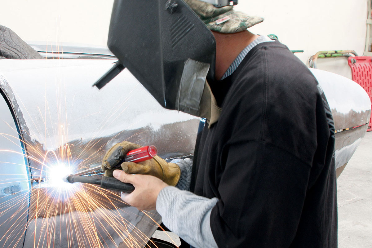 Auto welding